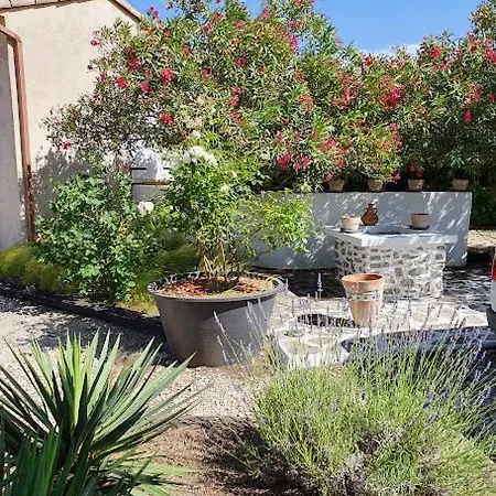 De L'hacienda 2 *